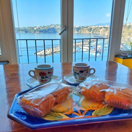 La Casa Azzurra Apartment Procida Bagian luar foto