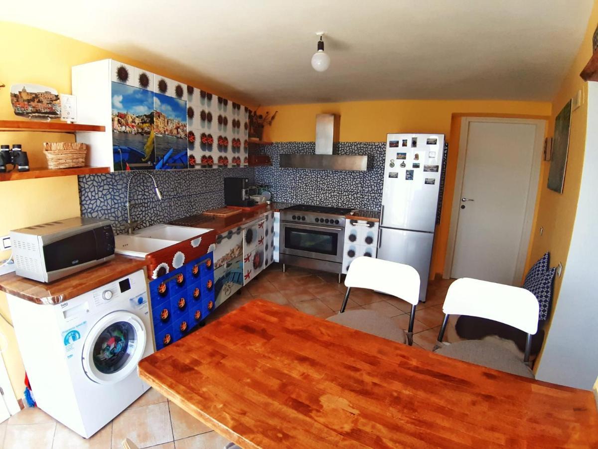 La Casa Azzurra Apartment Procida Bagian luar foto