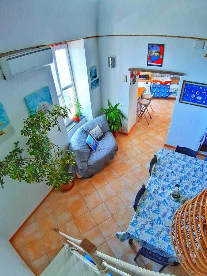 La Casa Azzurra Apartment Procida Bagian luar foto