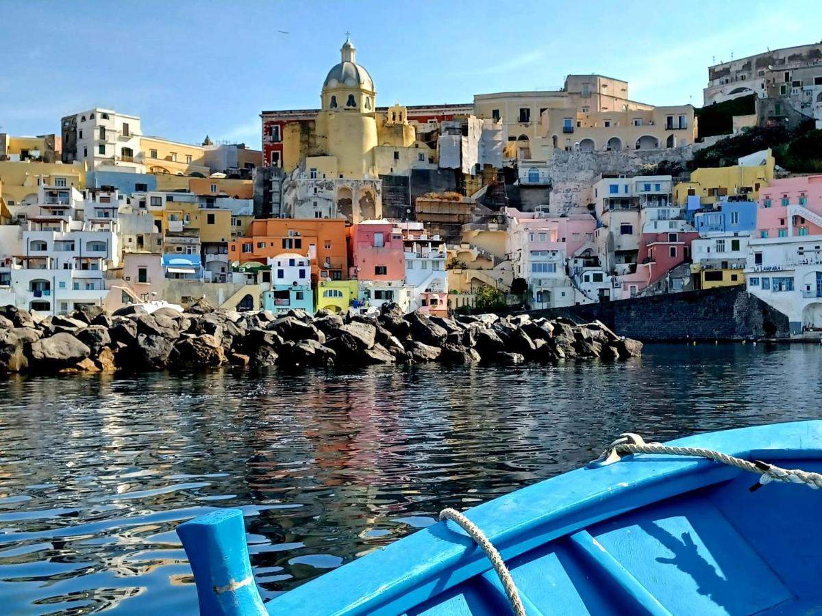 La Casa Azzurra Apartment Procida Bagian luar foto